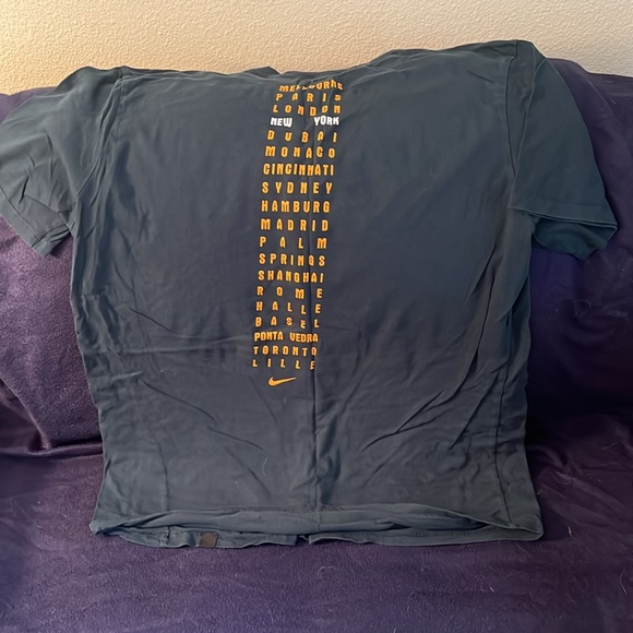 RARE Nike Court Roger Federer Tour Shirt - Picture 3 of 3